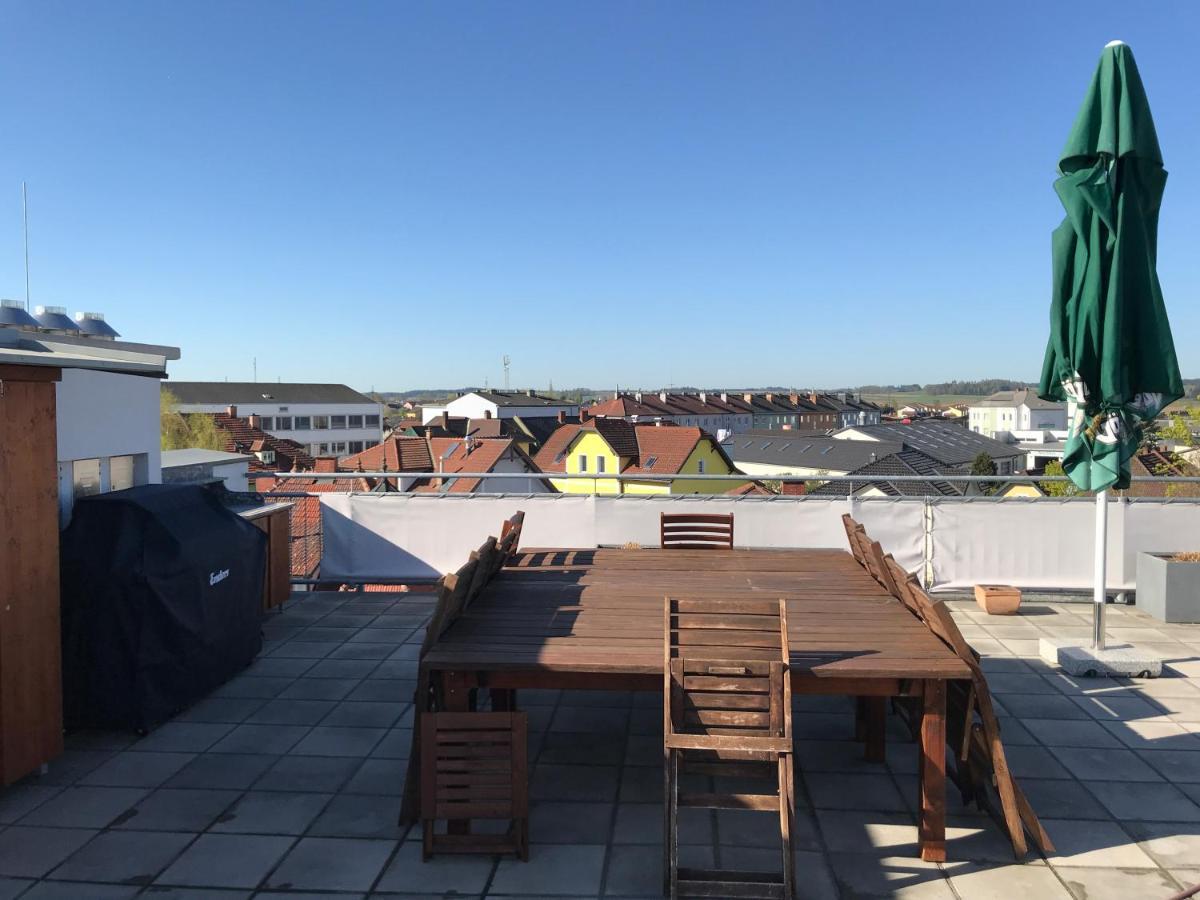Penthouse Wohnung Am Radweg Mit Dachterasse Waidhofen an der Thaya Exterior foto